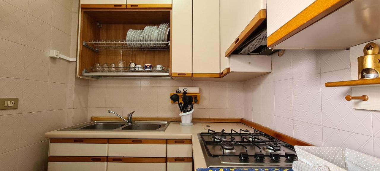 Em Holiday Apartment2 Куарту-Сант'Элена Экстерьер фото